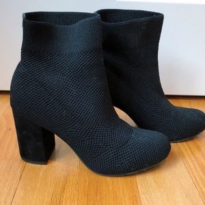 lack heel booties